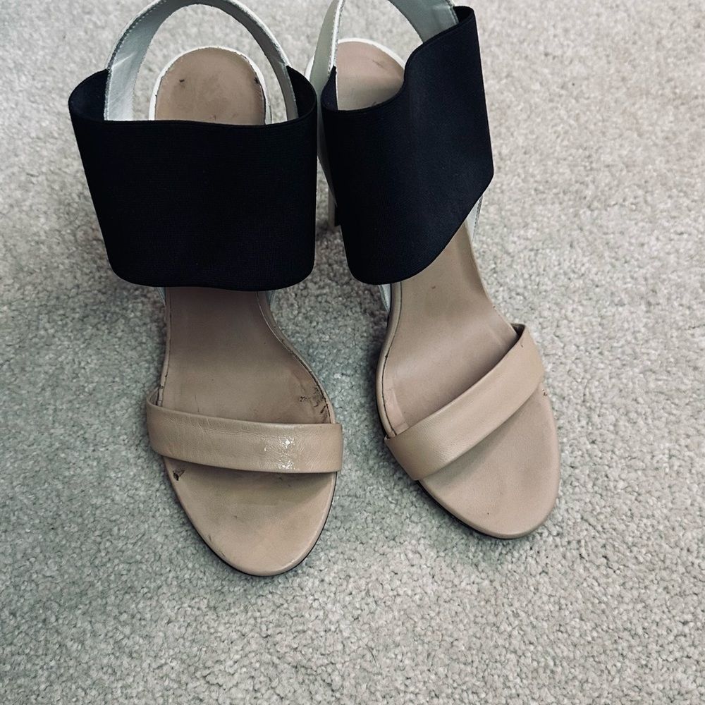 Vince Black and Tan Heels Modern Minimalist Design